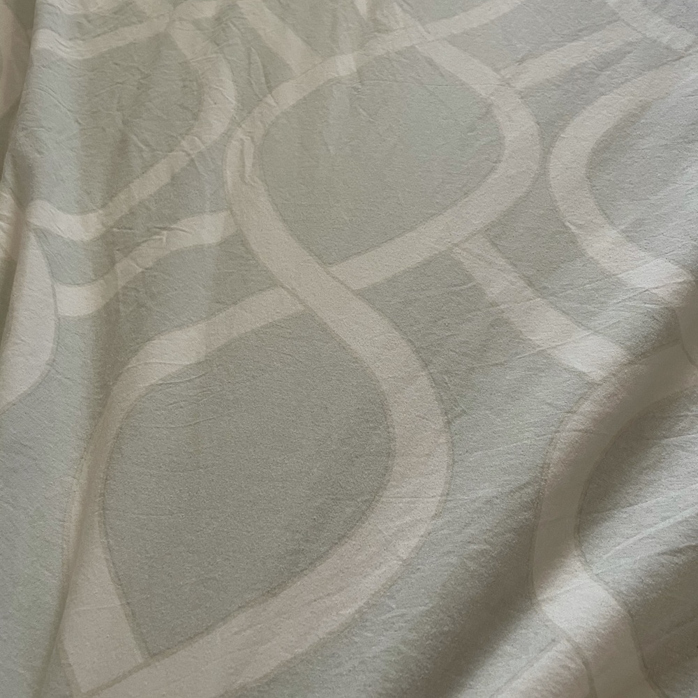 Queen duvet cover. Print or solid color!! 💝